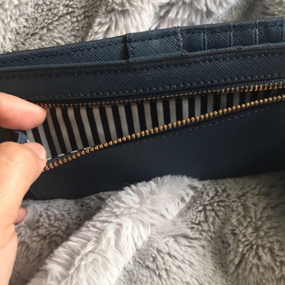 Kate Spade Snap Wallet in Blue Saffiano Leather - Picture 3 of 7